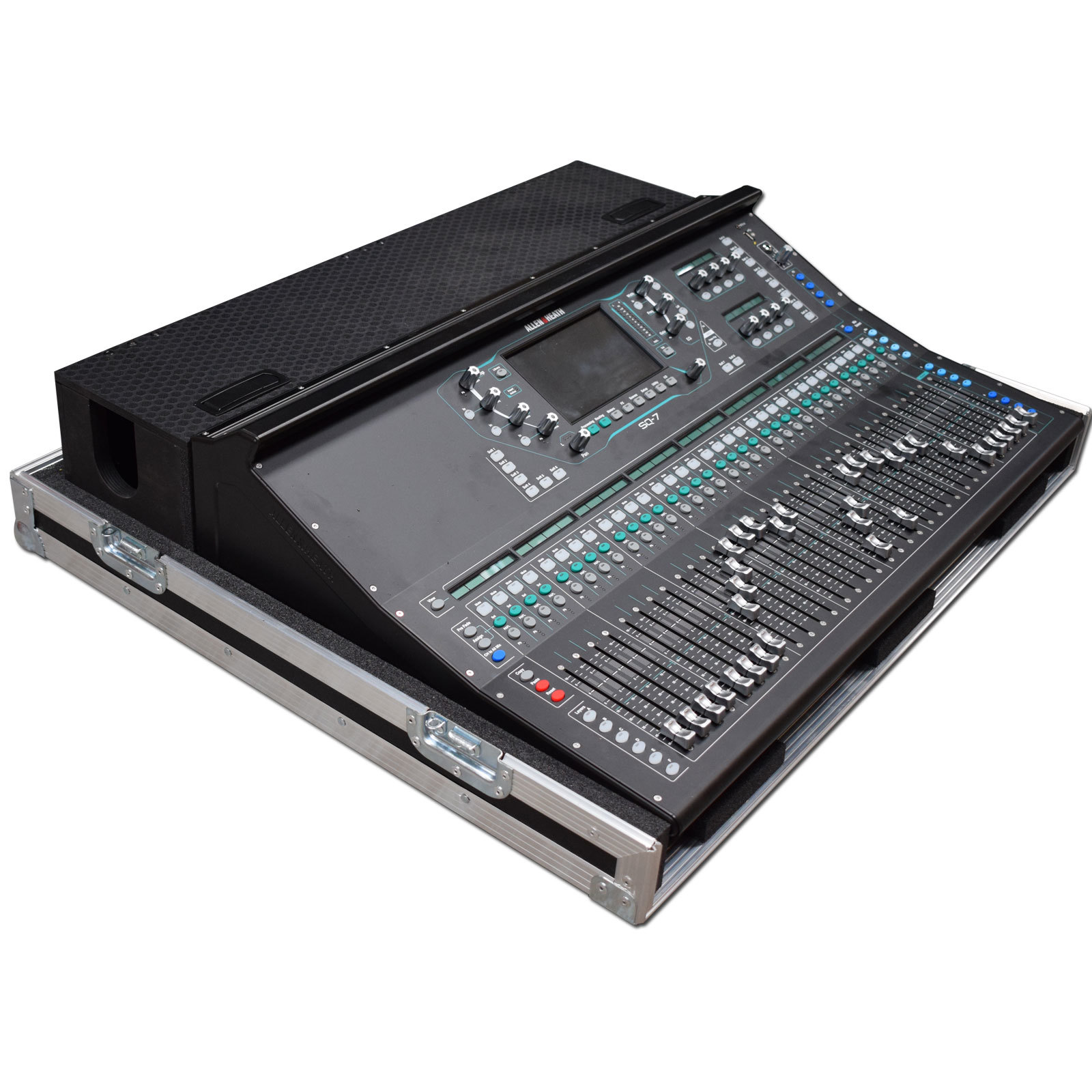 SQ7 Digital Mixer Flightcase With Dog Box And Castors